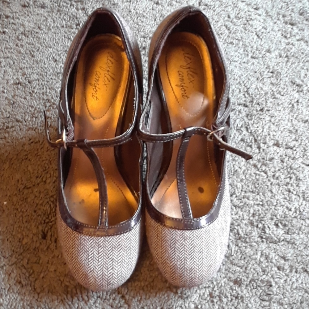 Old fashion 1920's heels